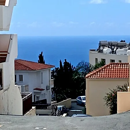 Sunset Apartment Peyia